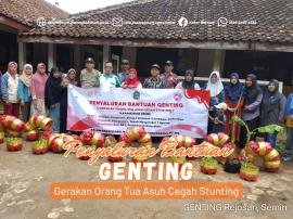 Bantuan Program Genting, 9 Bumil KEK terima ayam dan bibit sayuran